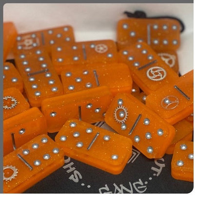 Customized Domino Sets